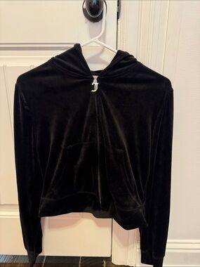 JUICY COUTURE Black Velour Zip Hoodie with Hood